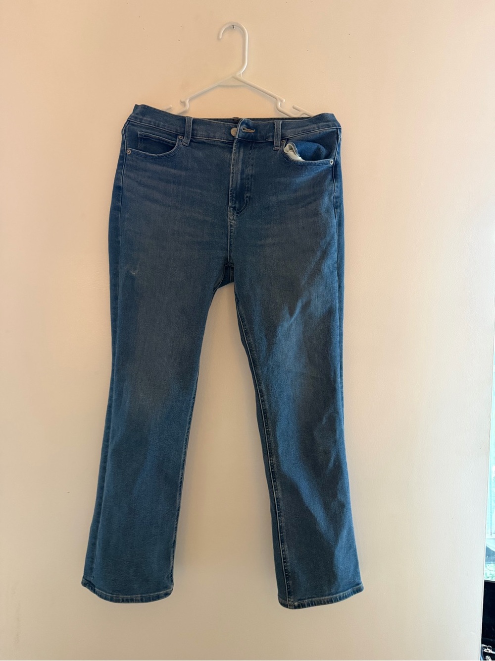 Uniqlo Women's Straight-Leg Jeans